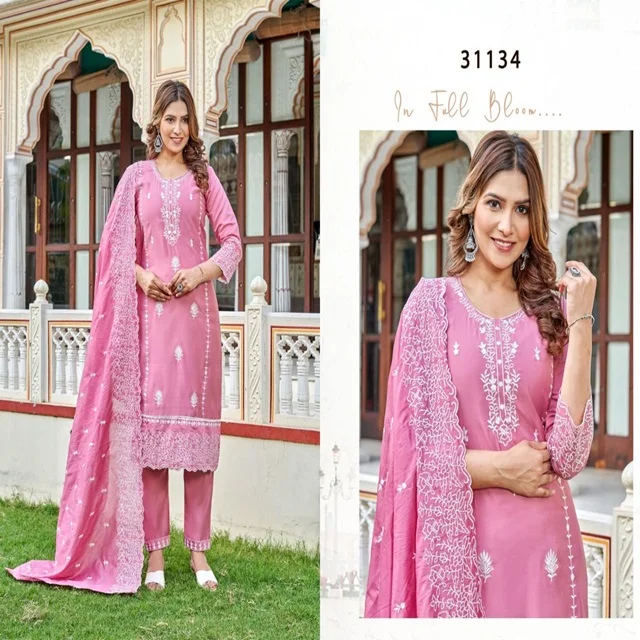 Pakistani Style Suit Traditional Indian & Pakistani Clothing