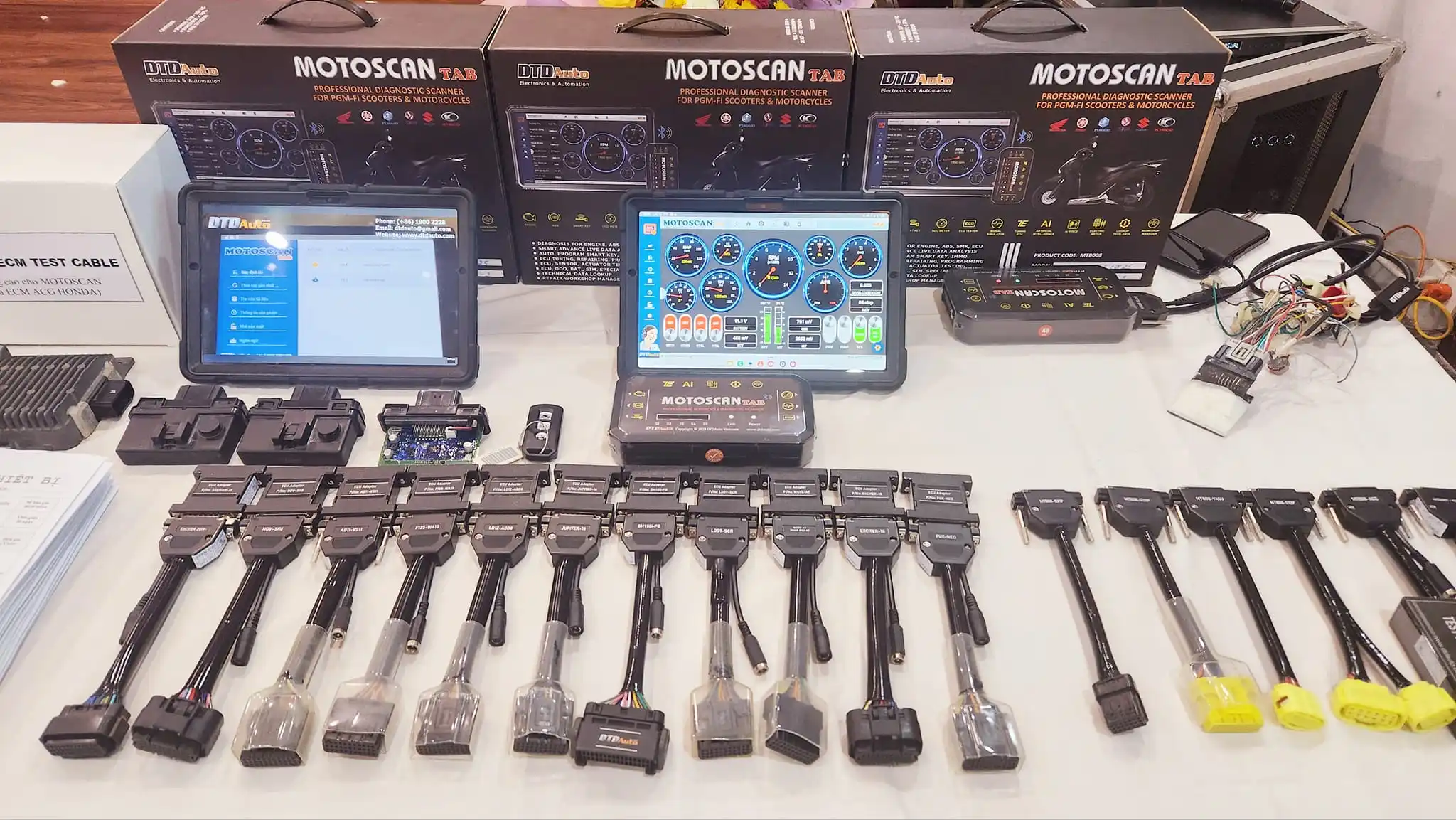 BEST SELLING MOTOSCAN TAB MOTORCYCLES DIAGNOSTIC DEVICE & SUPPORT VIRTUAL ASSISTANT VOICE FOR 9 LANGUAGES