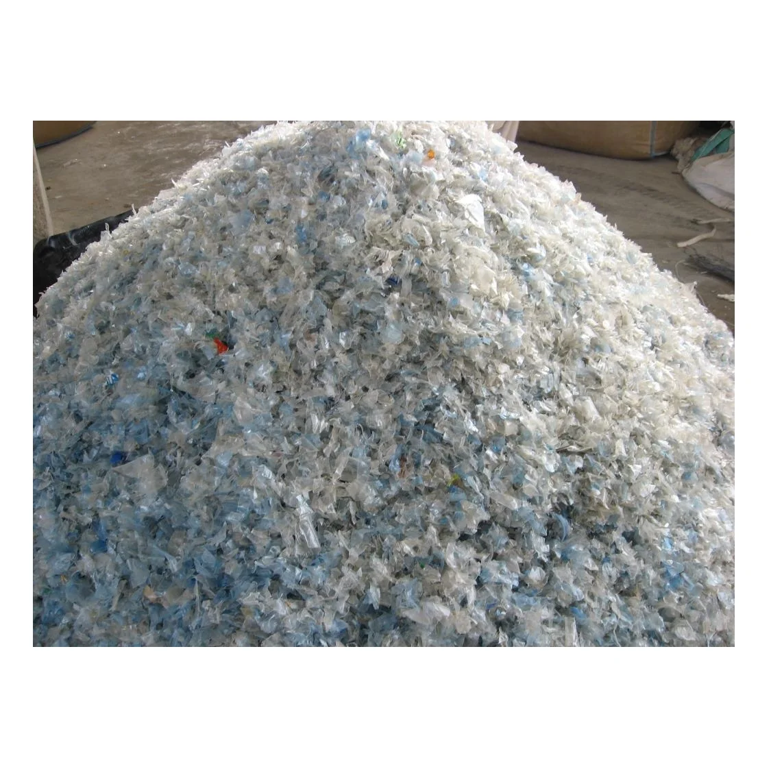High Quality Recycled Plastic Scrap Flakes/ Bottle Grade PET Pellets Available For Sale At Low Price