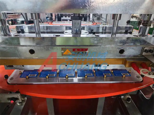 Automatic Paper Card Blister sealing Packaging Machine for Air blow Gun