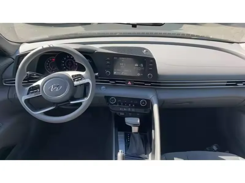 Новый 2023 Hyunddai Elantra SEL