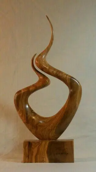 Деревянная скульптура ручной работы с анималистическим дизайном идеально подходит для декора вдохновленного природой и тематических комнат дикой природы