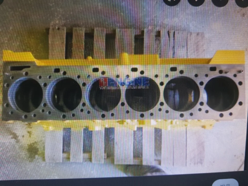 1378467 .Cat 3406E Cylinder Block -.cat used  parts.Cat dump truck.. Loader. Excavator STD Block.