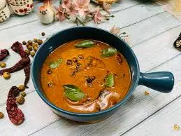 Купите натуральные одиночные Пряные травы Премиум-качества сделанные Vatha Kulambu Masala вкусный вкус индийское приготовление куламбу для продажи