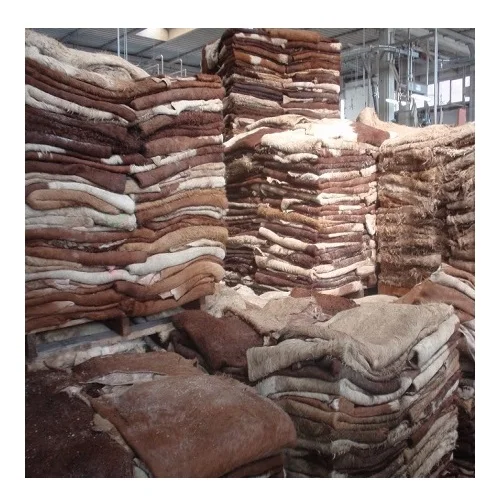 High Quality Cheap Wholesale Price Raw Wet Salted and Dried Cow Leather / Hides / Skins For sale