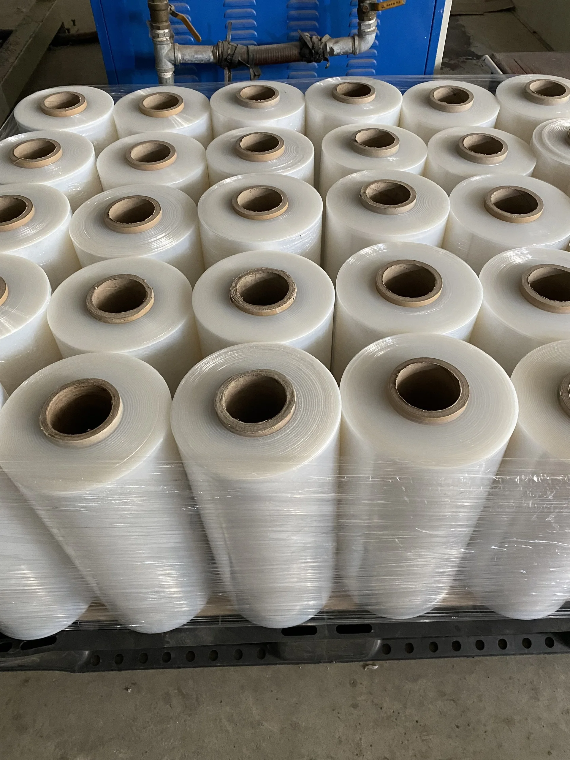 Jumbo Stretch Film Roll Lldpe Stretch Wrap Plastic Wrapping Material Film Stretch Film Roll High Quality