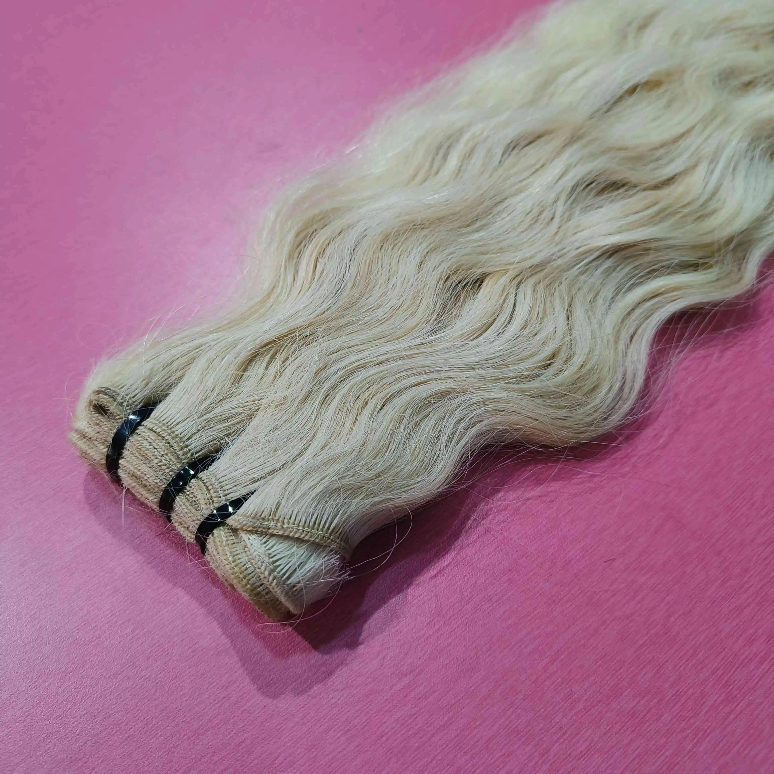 Wholesale Cuticle Aligned 100% Virgin Brazilian Human Hair Extensions 613 Blonde Wavy Curl Style Hair Bundle