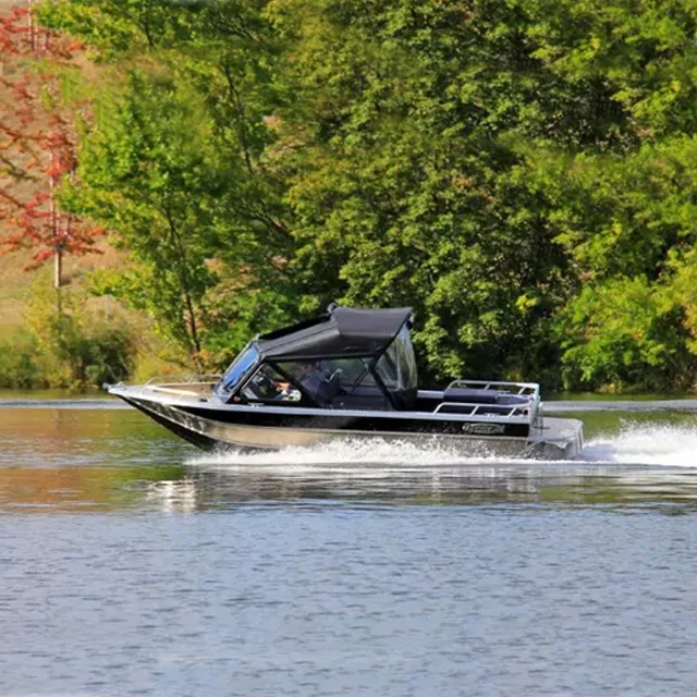 25-футовая алюминиевая реактивная лодка с полным дном UHMW