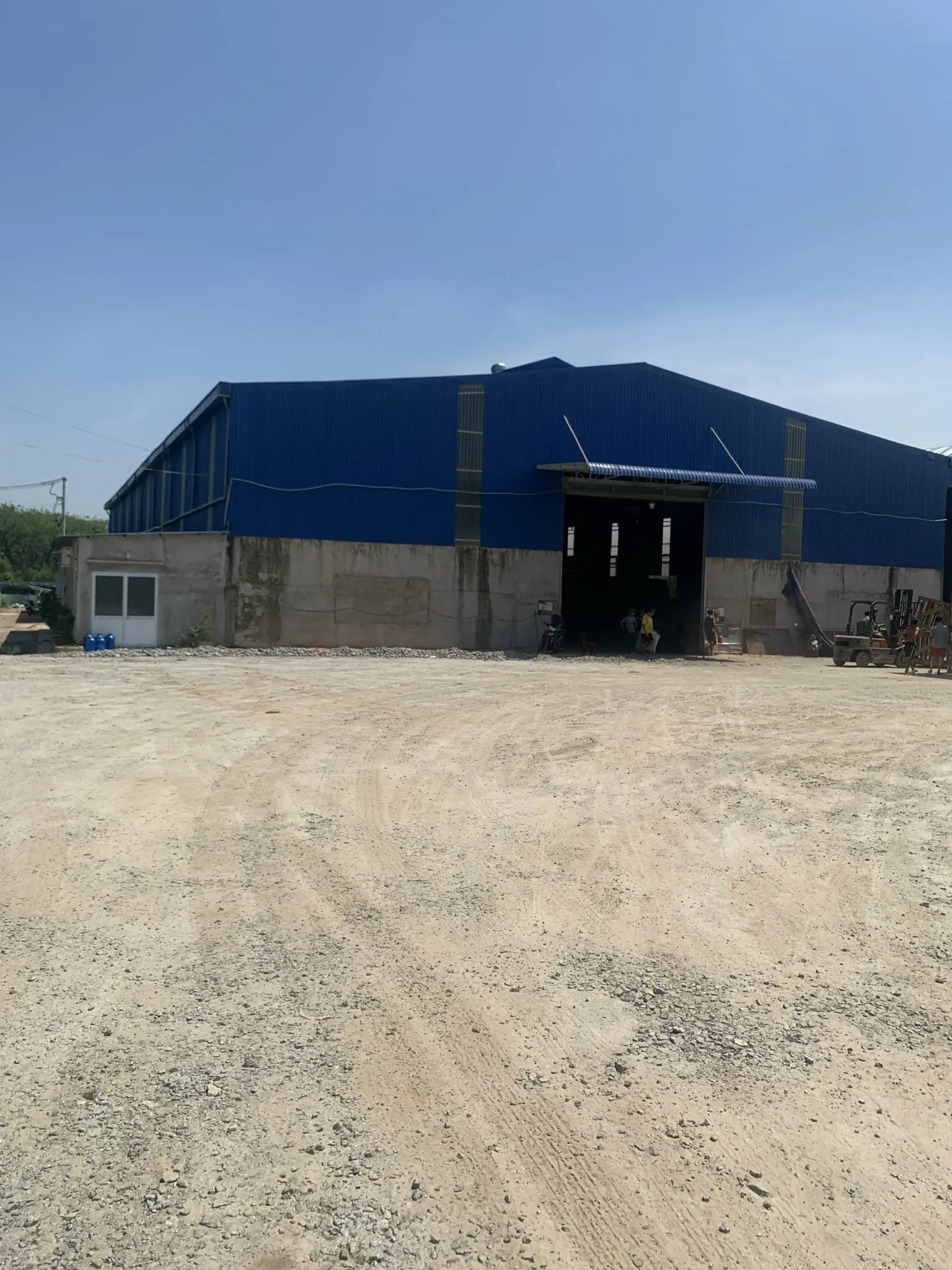 NATURAL RUBBER SVR3L - DIRECT FACTORY IN VIETNAM BEST PRICE HIGH QUALITY USED FOR TYRES AND WIDE   RAW PRODUCTION MATERIALS