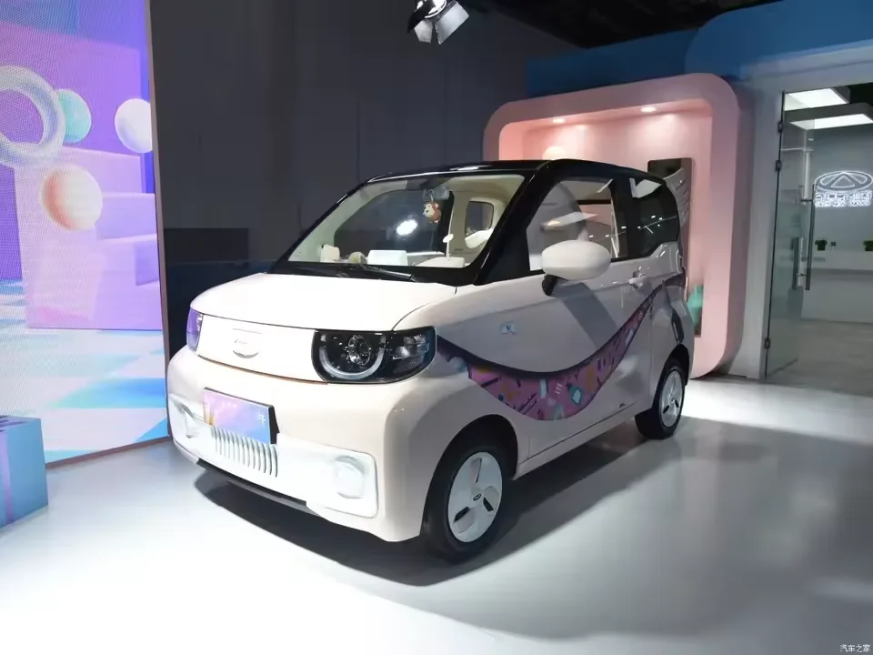 Китайский Chery Qq мороженое 4-колесный 100% электрический Новый энергетический автомобиль умный электромобиль