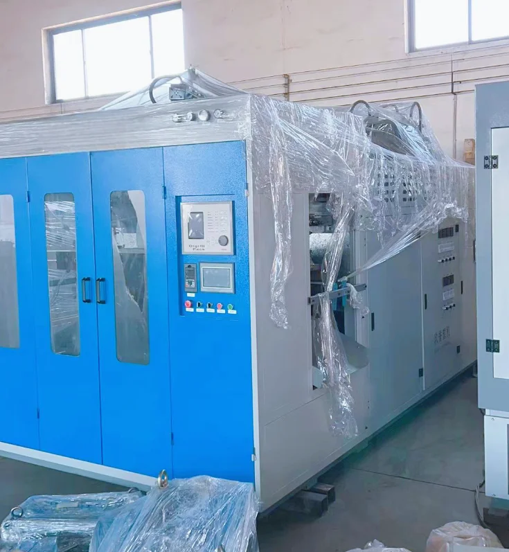 Plastic 1L Bottle Extrusion Machine HDPE Cans In All Shapes Blow  Molding Machine