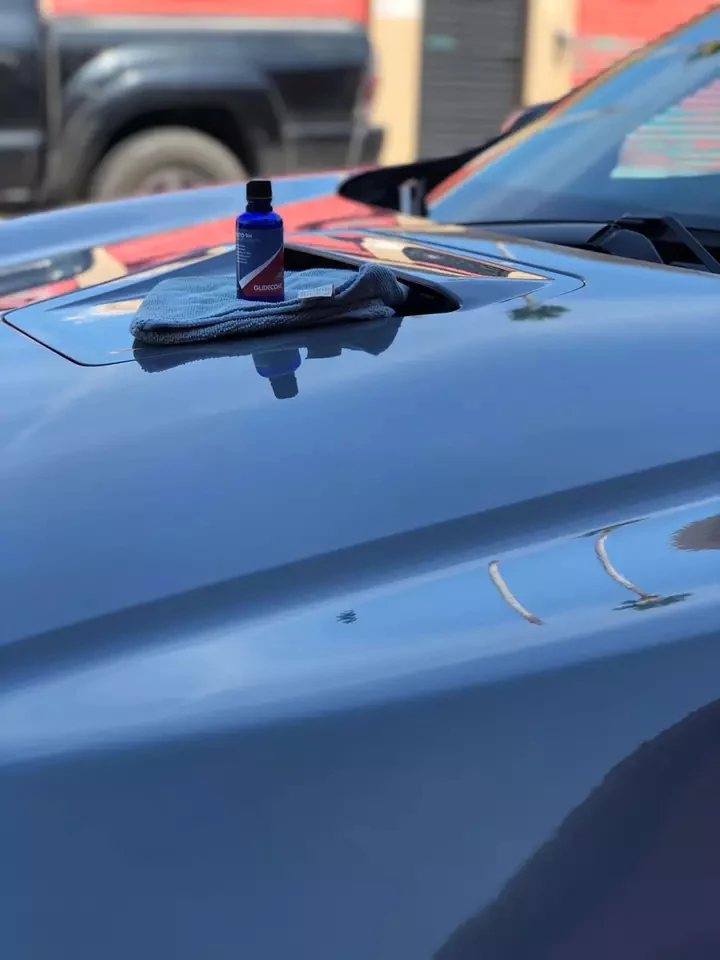 Керамическое покрытие Glidecoat Auto 9H чрезвычайно гидрофобное для защиты автомобилей грузовиков внедорожников Сделано