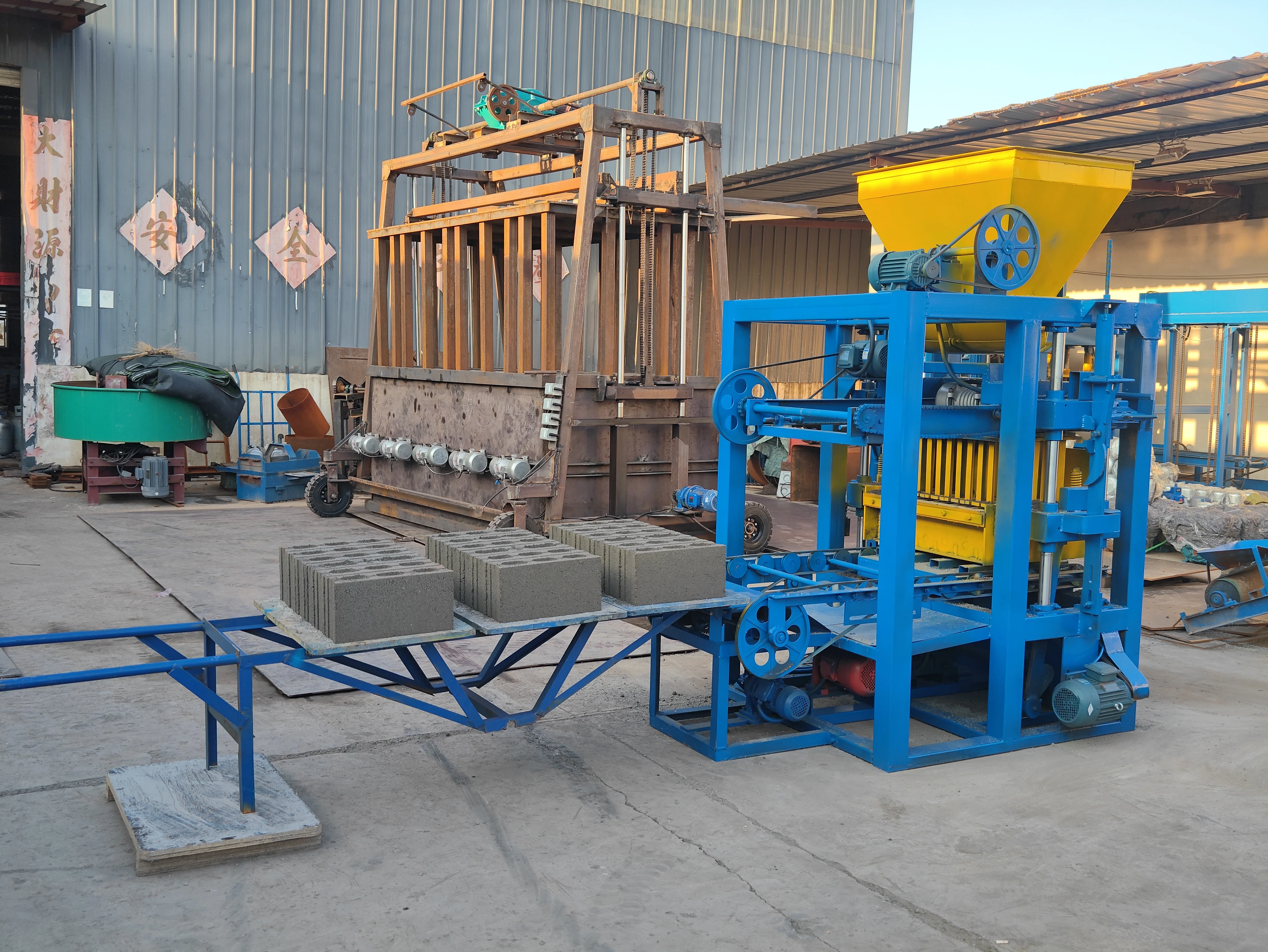 YURUI Fully Automatic Brick Making Machine Line Electric Cement Hollow Block Making Machine Manual Hydraulic Pump Sand