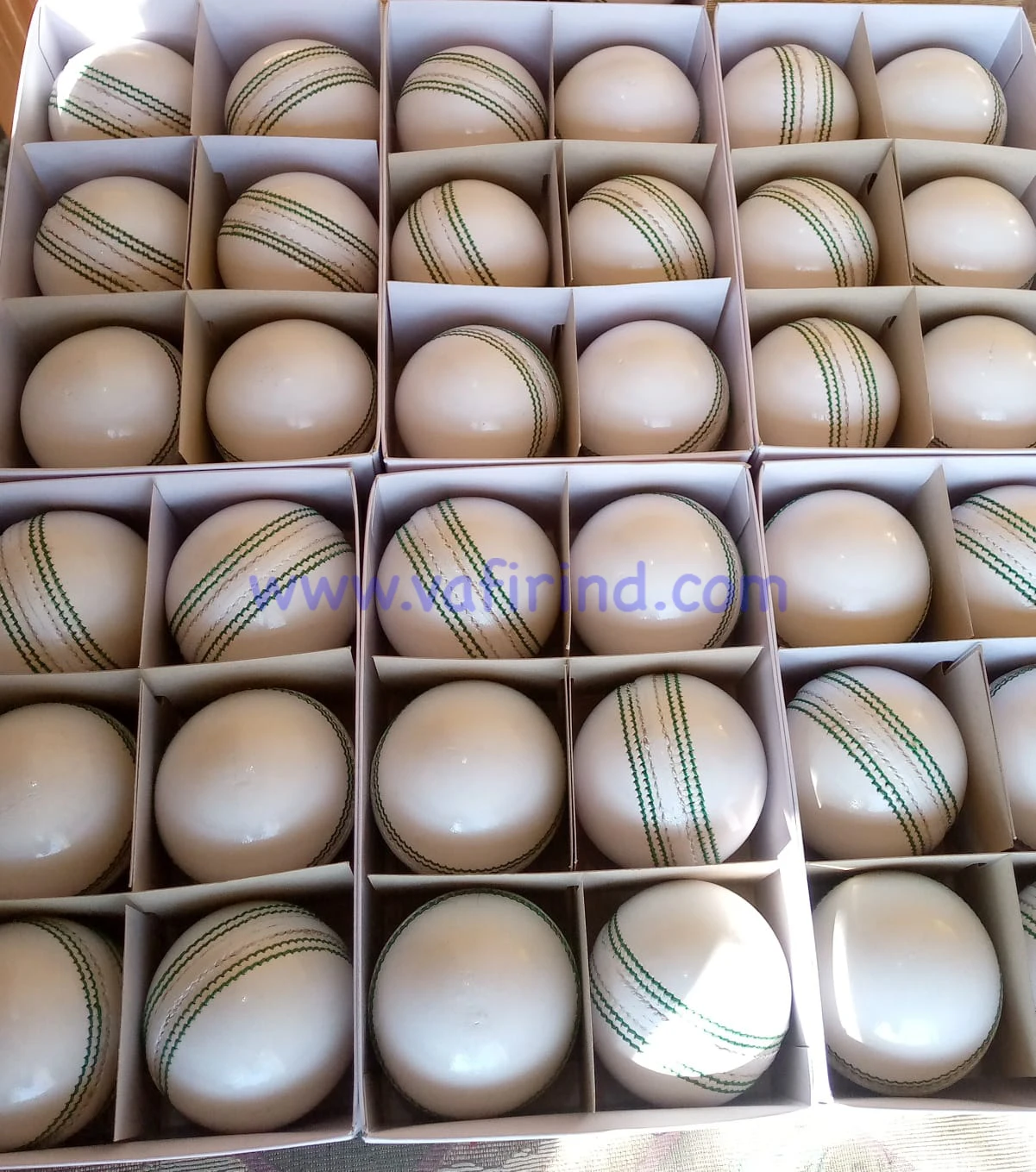 international Cricket ball Hand Stitched Genuine Leather match Ball Four Piece Ball Construction with Softer Under Lining