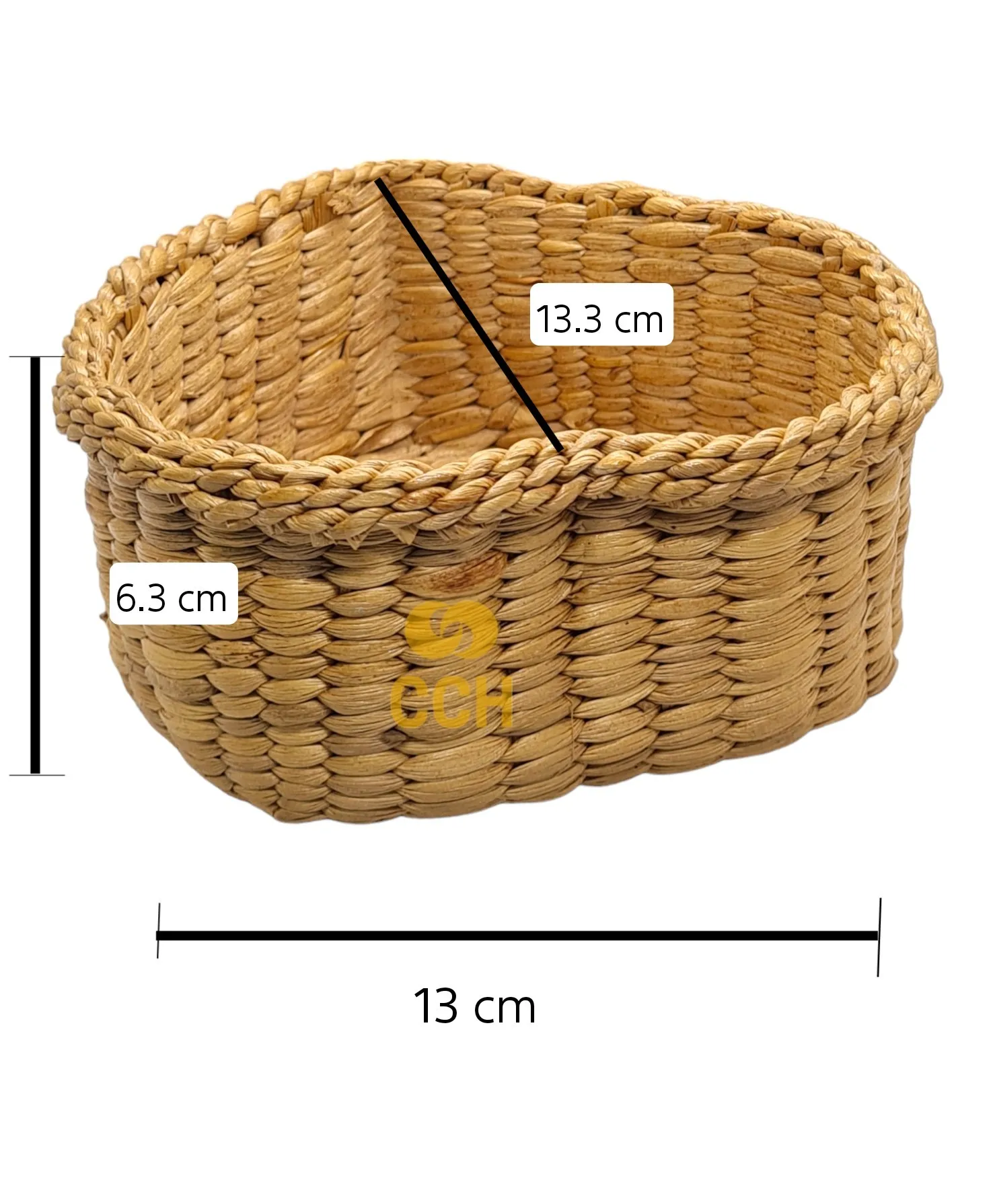 Wholesales Heart Rattan Wicker Storage Baskets for kitchen decorate and storage Handmade Ready To Ship From Thailand