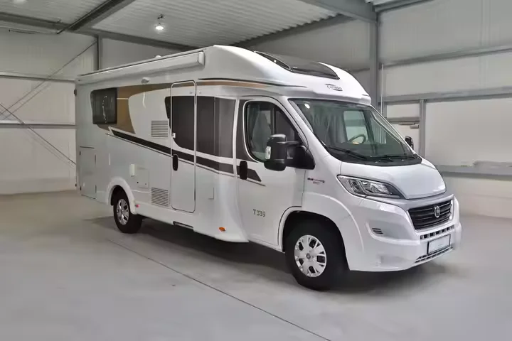 Used Mobile Car Trailer for Camping and Travel for Street Caravan Camper with Comfortable Mobile House Features