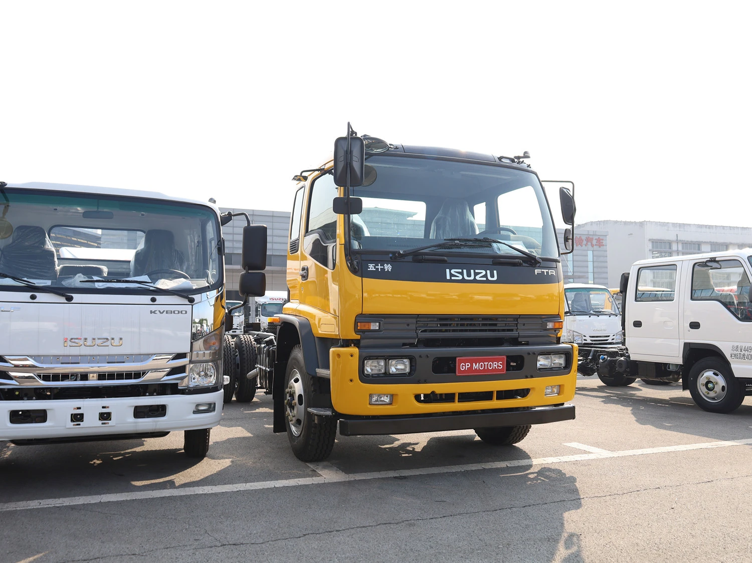 Heavy Duty Truck 6HK1 Engine Used Cheap Isuzu Japan Trucks 10 15 20Tons 6X4 Fvr Heavy Trucks Chassis for Sale