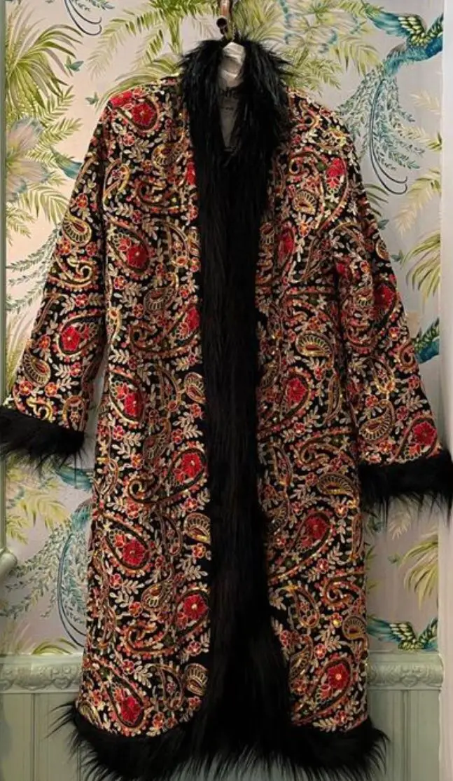 Fur New Design Loose Size Cashmere Coat Winter Women Warm Fashion Belt Coat Oversize Hooded Long Wool Coats Fox Vintage