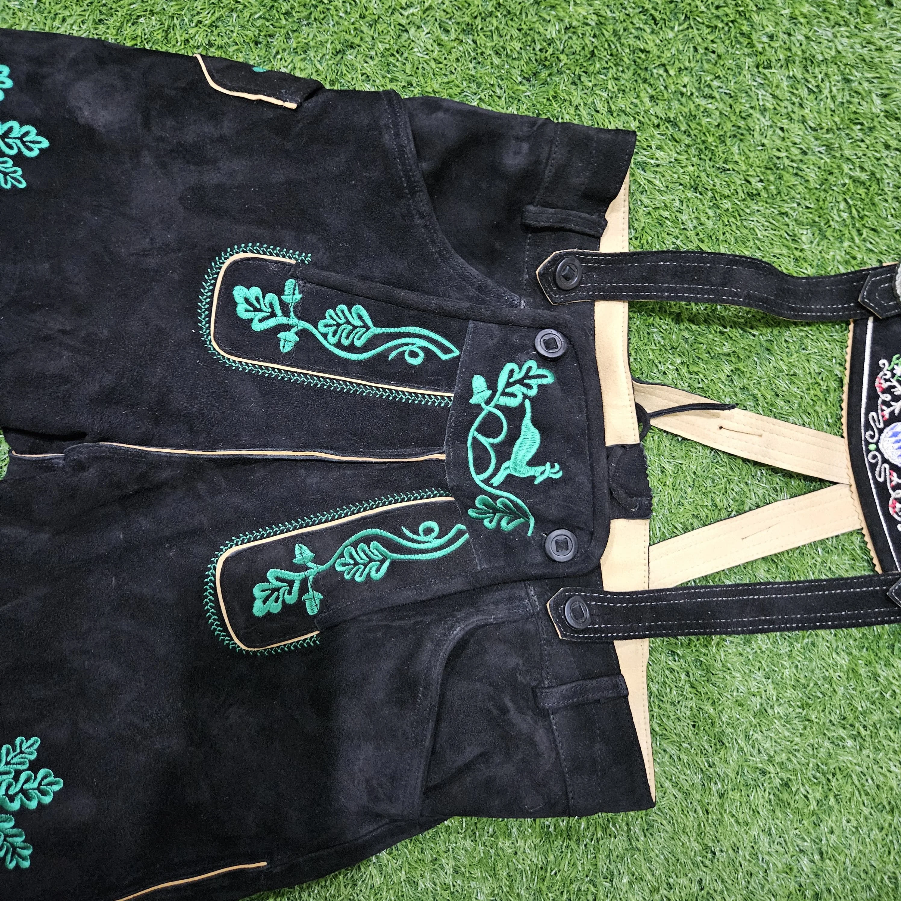 wholesale price original leather black colour bavarian lederhosen with embridorey german festival available in diff size,colours