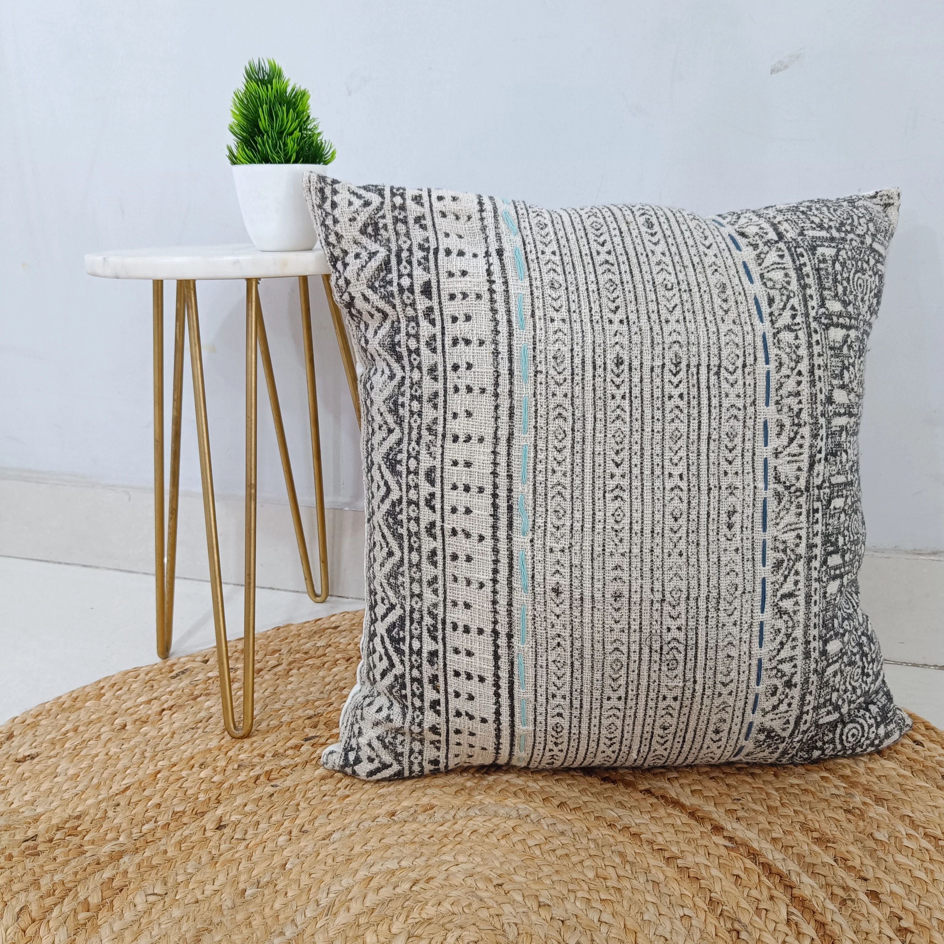 Hand Block Printed Cushion Cover Comfortable Hand Made Living Room Bed Room Pillow Cover Hand Loomed Indian Luxury Pillow Cases