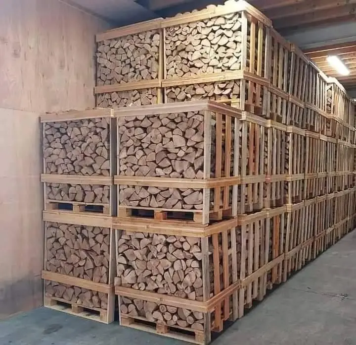 Dried Quality Firewood Beech Birch Firewood For Sale Available in Bulk Hard Wood at Wholesale Price Direct From Supplier