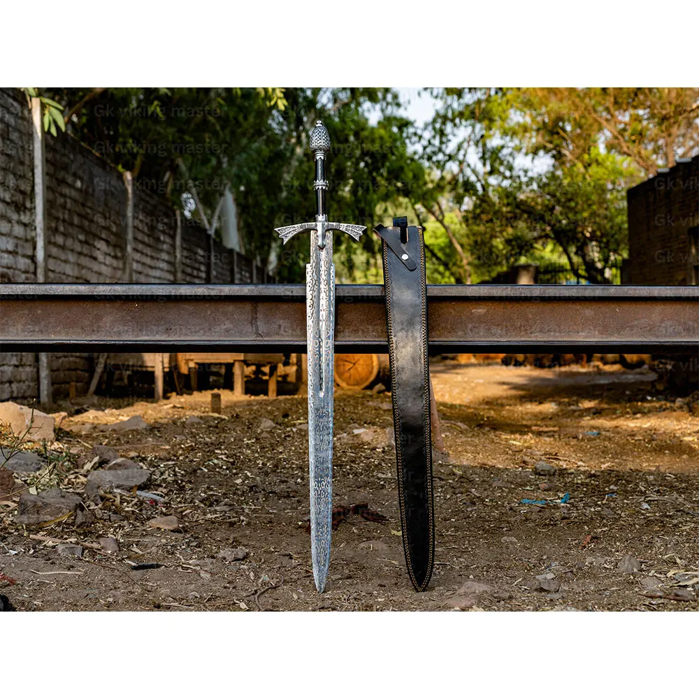 ew Arrival 2024 OEM Handcrafted Damascus steel Sword knife for Retailers & Wholesalers Handmade Damascus Steel Hunting Sword