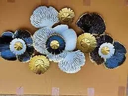 Modern Luxury Metal Wall Art Iron Leaves Design for Home Living Room Classic Art Deco Style Square Hanging Wall Vase