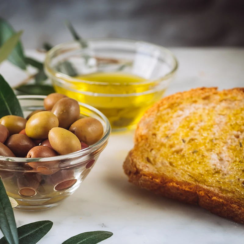 Made in Italy Extravirgin olive oil cold pressed original slightly fuity oil 500 ml, 6 pcs x box hot sale