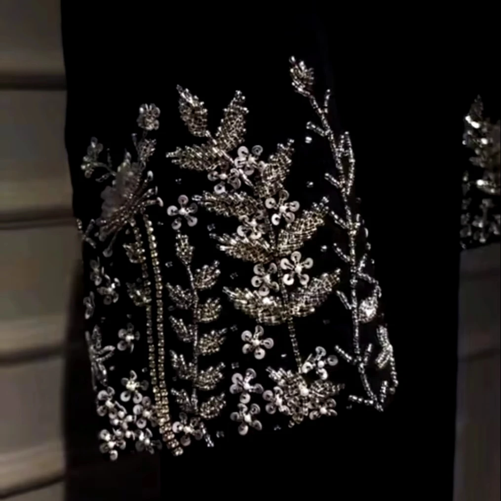 Повседневное этническое скромное кимоно с капюшоном и пуговицами