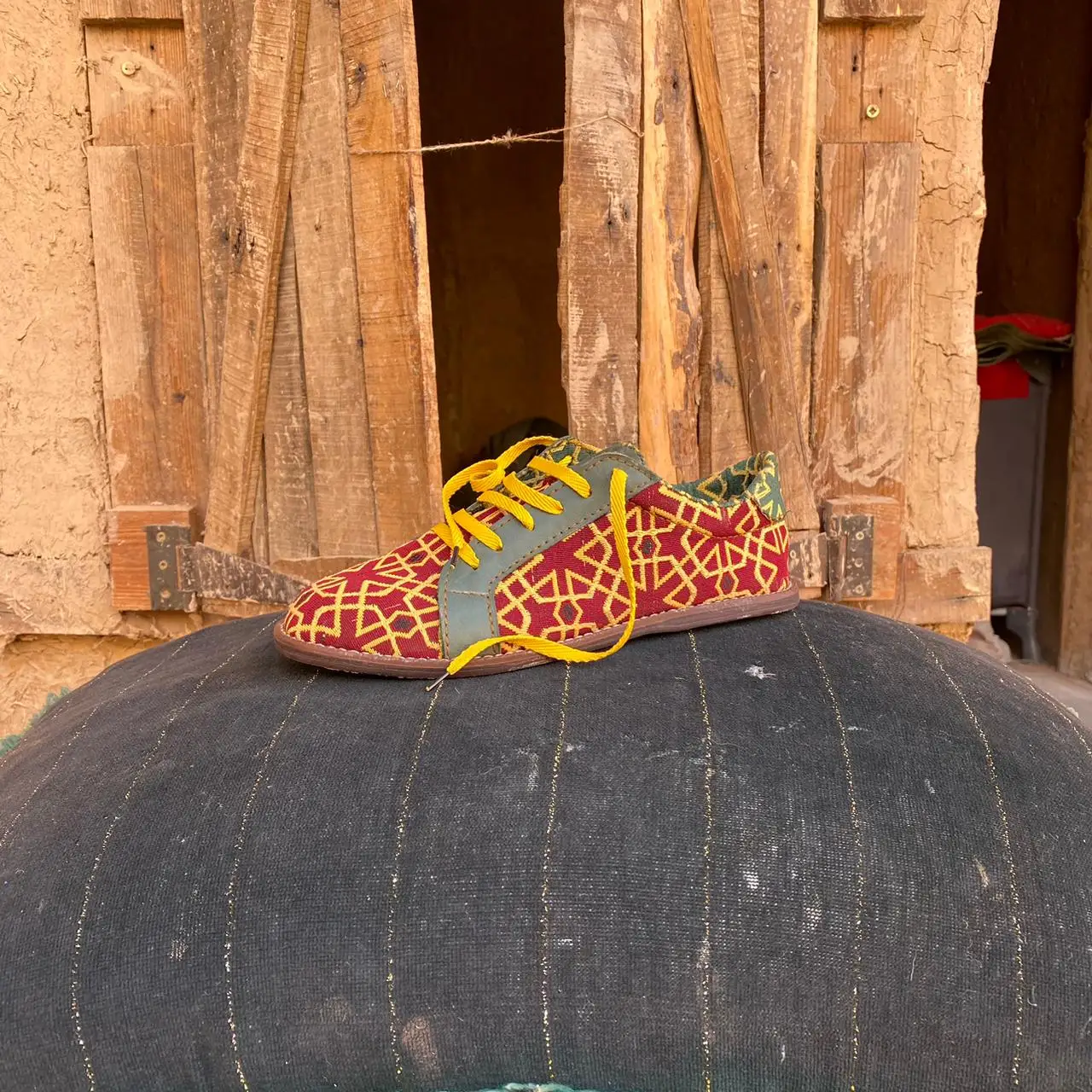 Марокканская кожаная обувь ручной работы; Уникальный дизайн и высокое качество