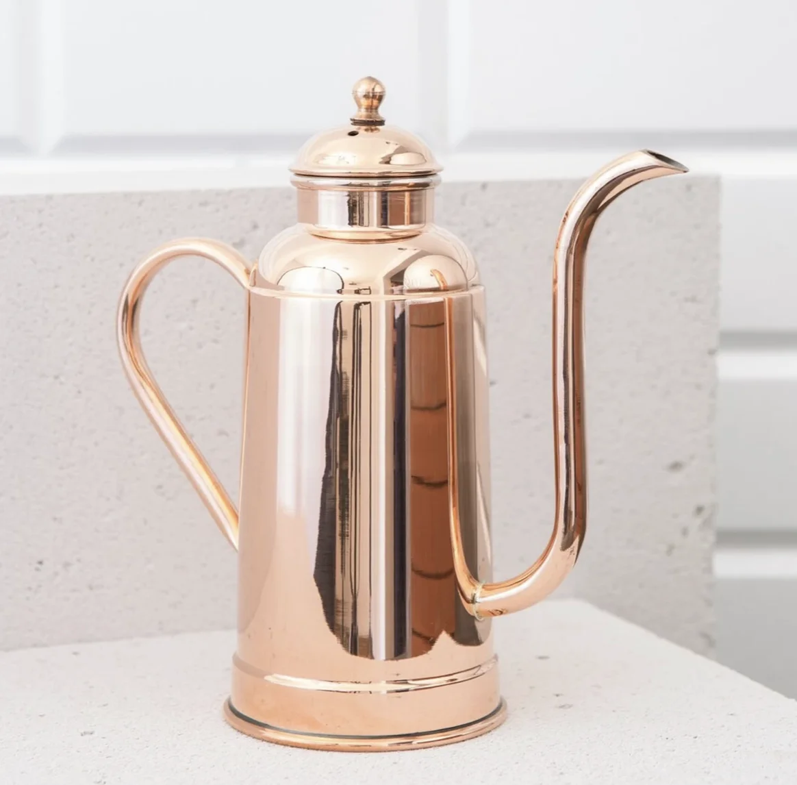 Best Quality Copper Jug Dining Table Serving Solid Water Pitcher in for Hot Sale Product
