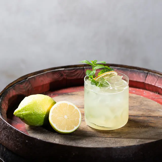 Высококачественный Итальянский лимолончель Среднеазиатский 30 500 мл, Сделано в Италии, спиртовой очиститель для питья в миксологии