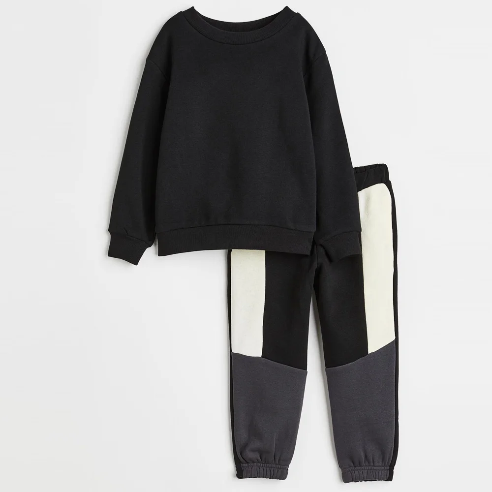 Causal Wear Unisex Tracksuit / 2025 Premium Quality Color Block Kids Tracksuit Set / Factory Rate Full Sleeve Kids Sweatsuit Set