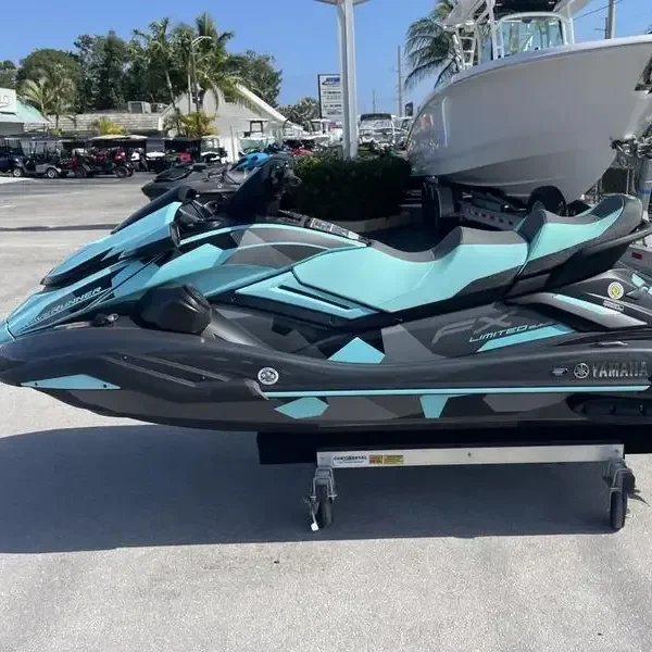 HOT NEW 2023 Yamahas FX Cruiser SVHO SUPERCHARGED waverunner