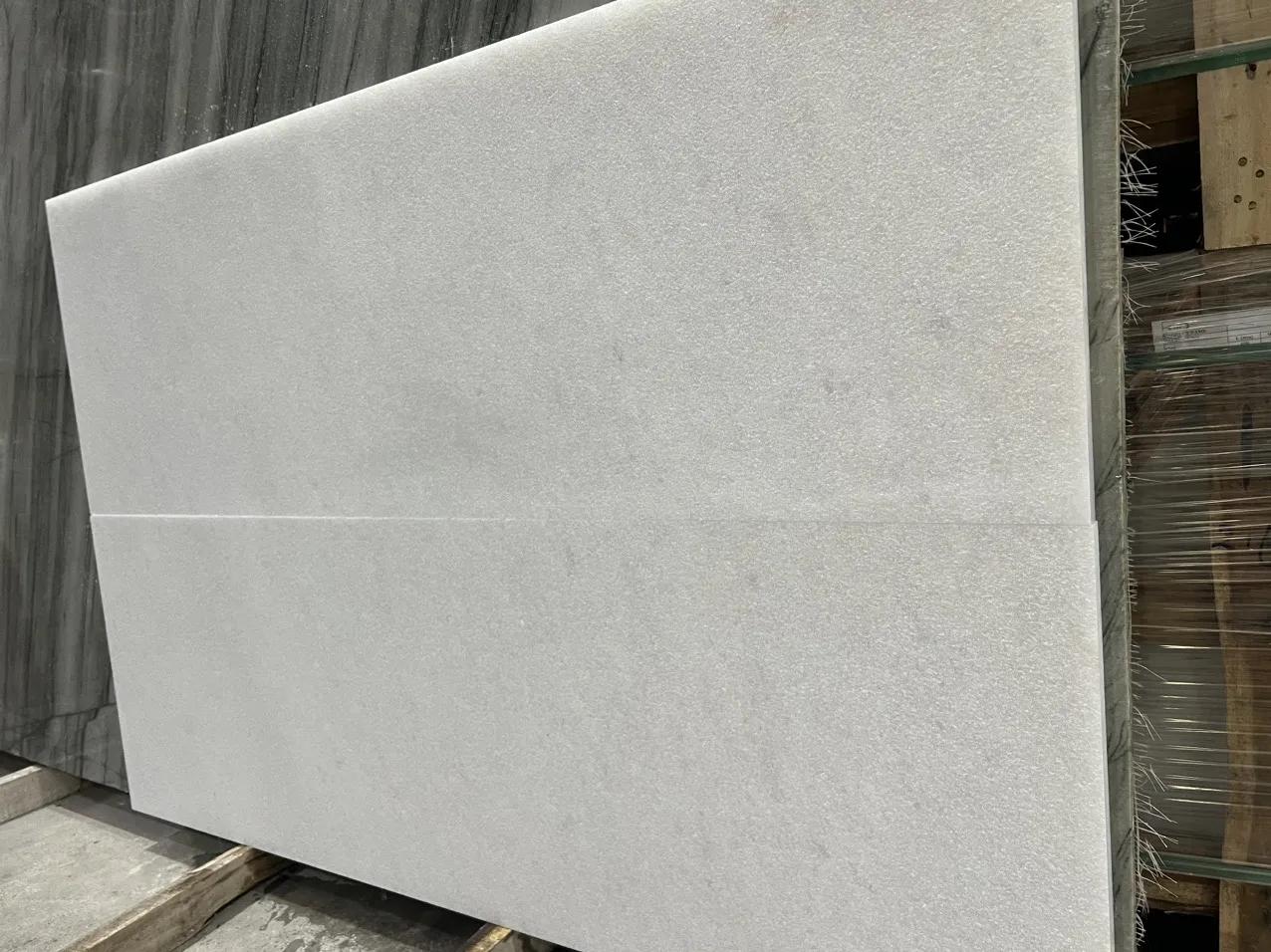 Vietnam Fine White Calcite Marble Slab Tiles 20mm-30mm Thickness Polished Modern Design Hotel Floor Sizes 60*60 80*40 20mm-30mm