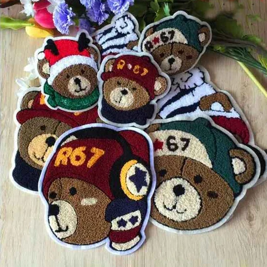 2024 Fashion bear Christmas towel Applique Chenille Patches Embroidery Plush Patch for Children Clothes Chenille Patches Hoodie