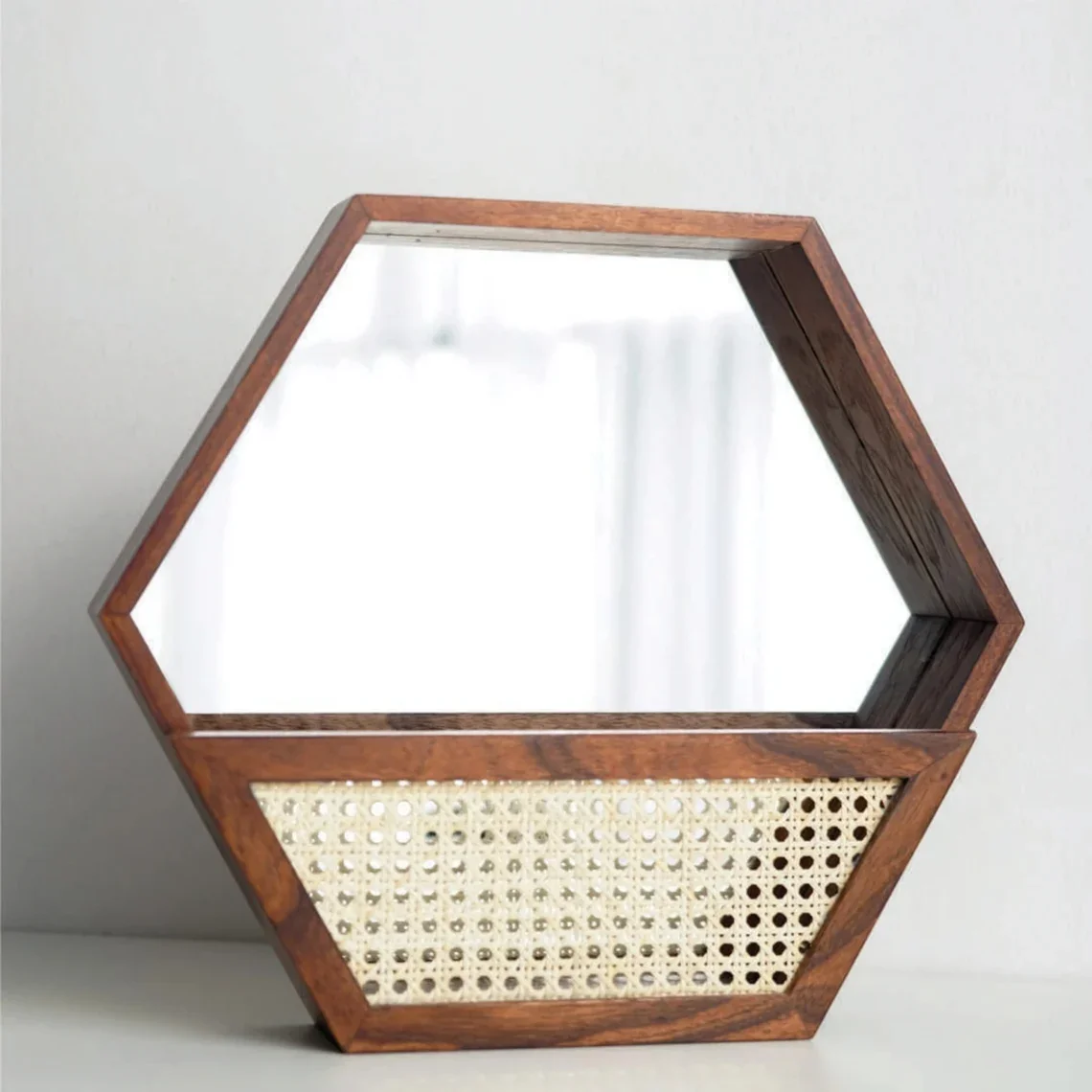 Custom Design Sun Shape Round Glass Decorative Wicker Cane Wall Mirror Willow Rattan Sunburst Mirror