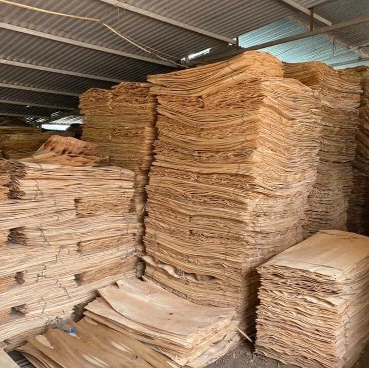 Veneer Sheets Thickness 1.7mm / 1.8mm / 2.0mm Cost-Effective Stable Material Warranty Eucalyptus Core Veneer Vietnam Wholesale