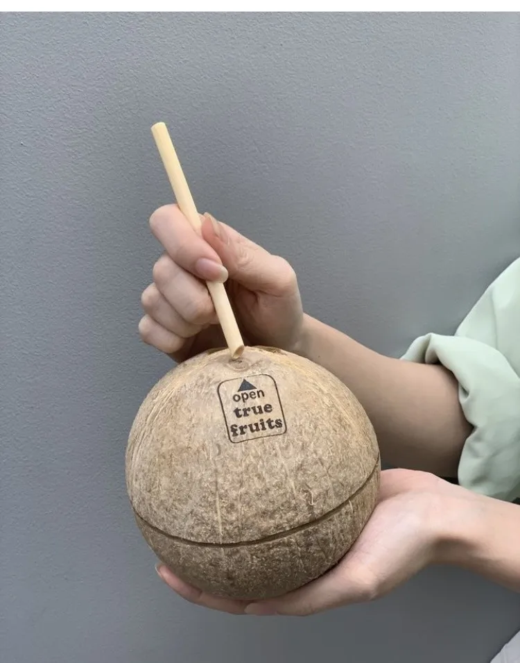 True Fruits_Coconut: Natural Brown Mature Coconuts with Straw for drinking then cooking, Vietnam for export +84989962103