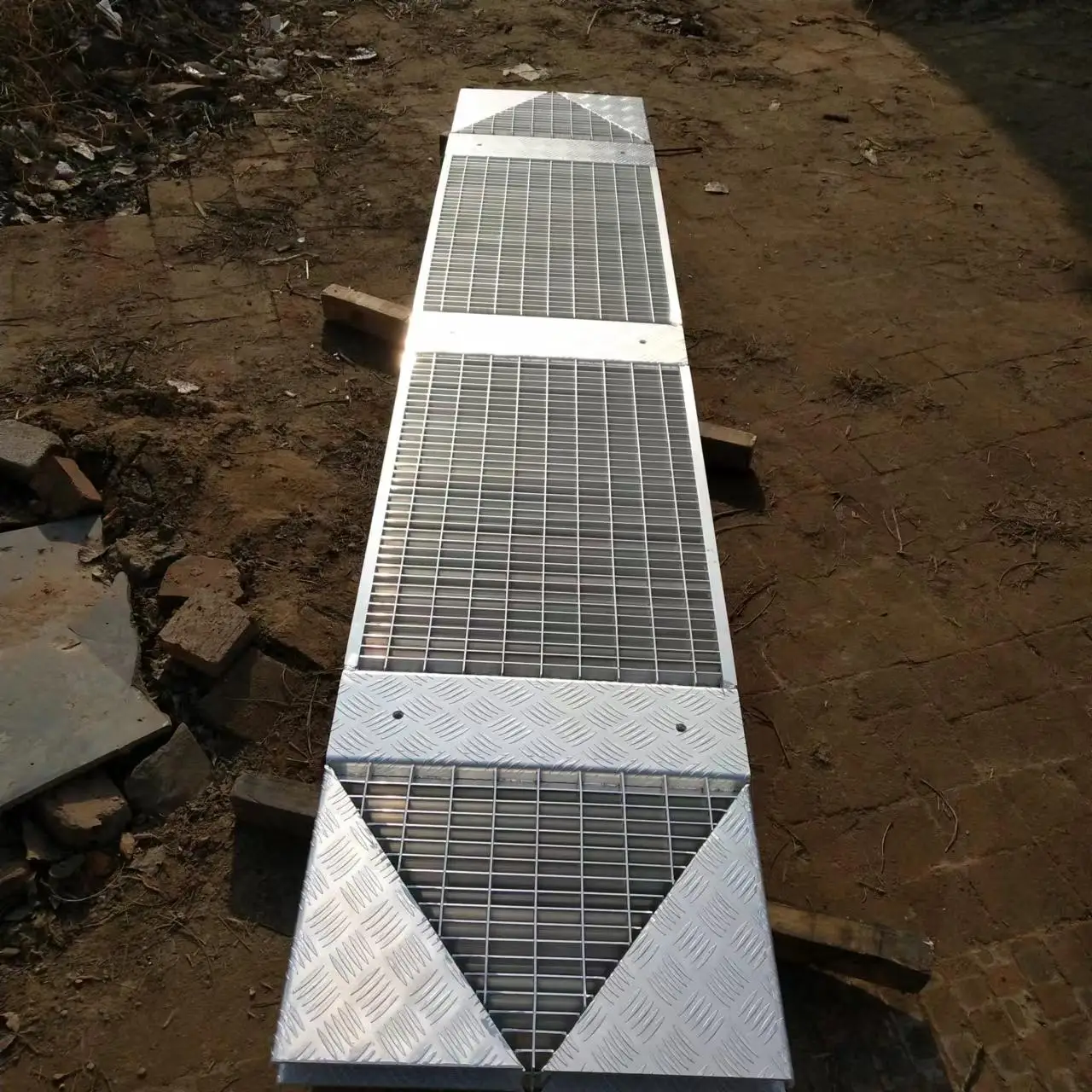 Строительная стальная конструкция композитная напольная решетка