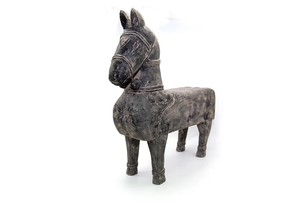 High Quality Traditional Patterns Vietnam Jackfruit Wood Wholesale Good Price Handmade Antique Wooden Big Horse
