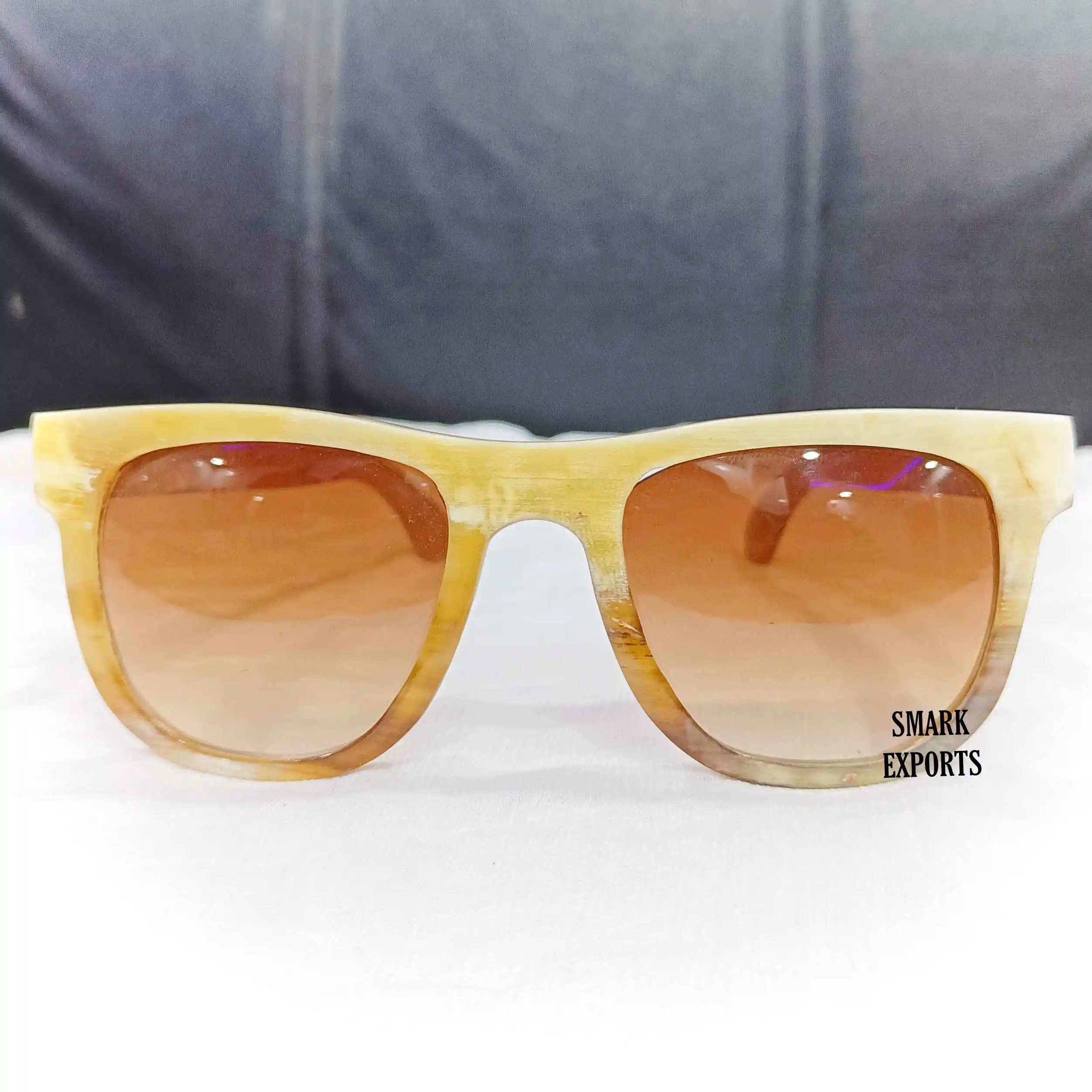 Hand Made Buffalo Horn Men Optical Eyeglasses Frames Handmade Buffalo Horn Custom Designer Agate Logo Buffalo Horn Sunglasses