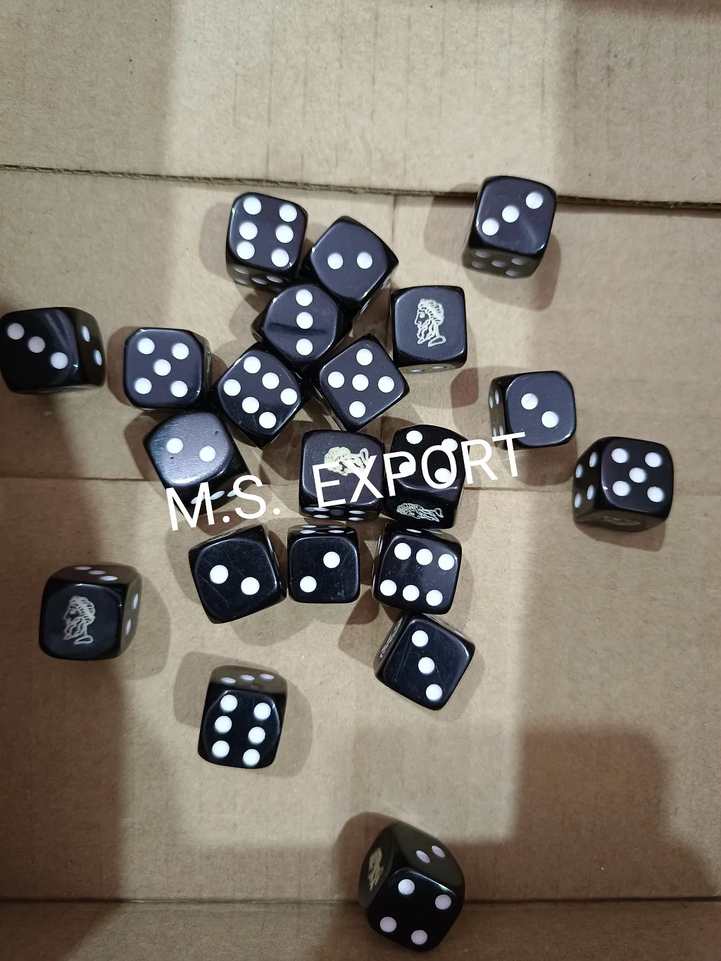 Best quality Black D6 DICE WITH CUSTOMIZE LOGO GAME DICE