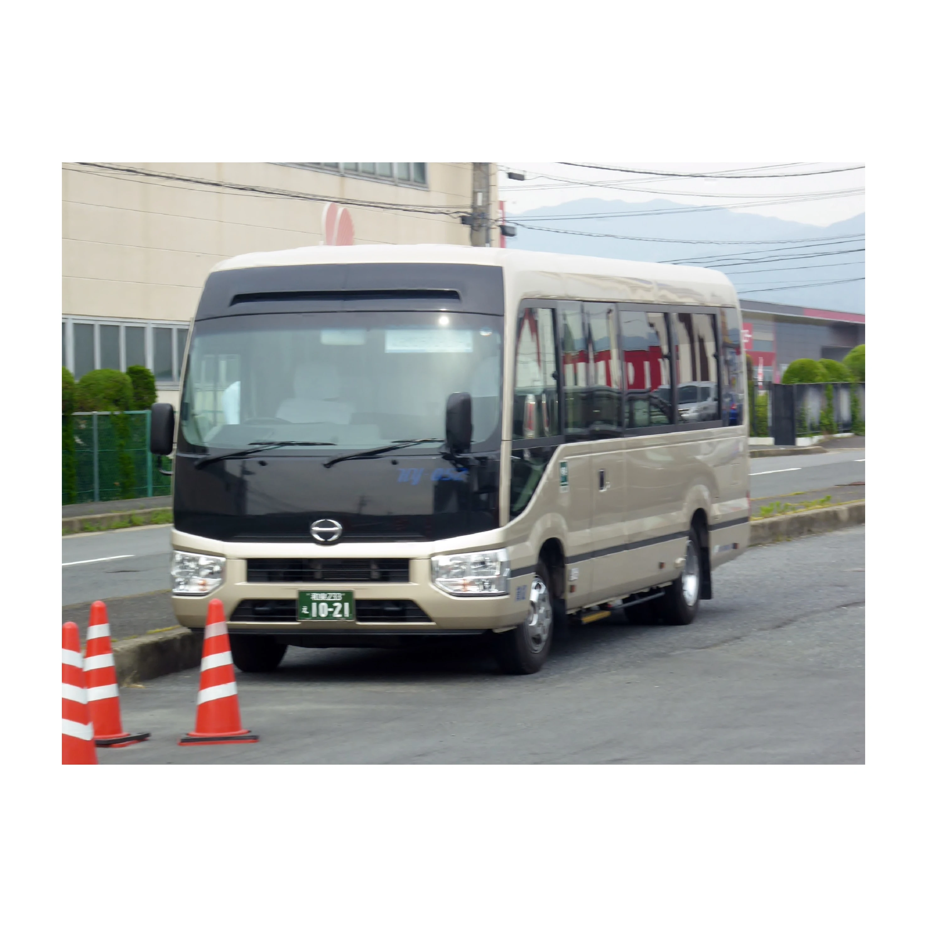 Городской автобус 10-19 мест 120 ~ 130 л.с. дизельный пассажирский Hino Liesse II автобусный на заказ