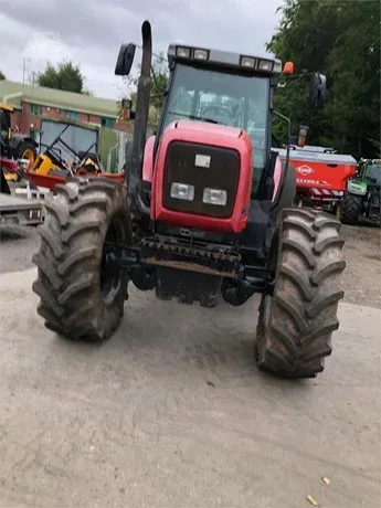Economy Friendly 2000 FOR-MASSEY FERGUSON 8240 100 HP to 174 Tractors 4 Wheel Drive READY EXPORT WORLDWIDE