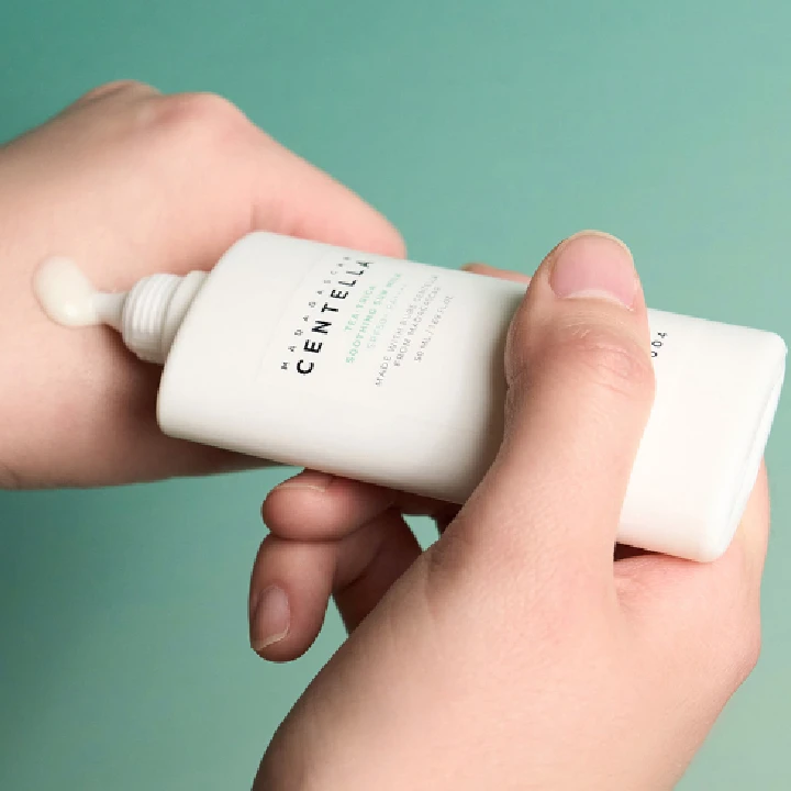 Korea cosmetic wholesale SKIN1004 Madagascar Centella Tea-Trica Soothing Sun Milk 50ml SPF 50+ pa+++