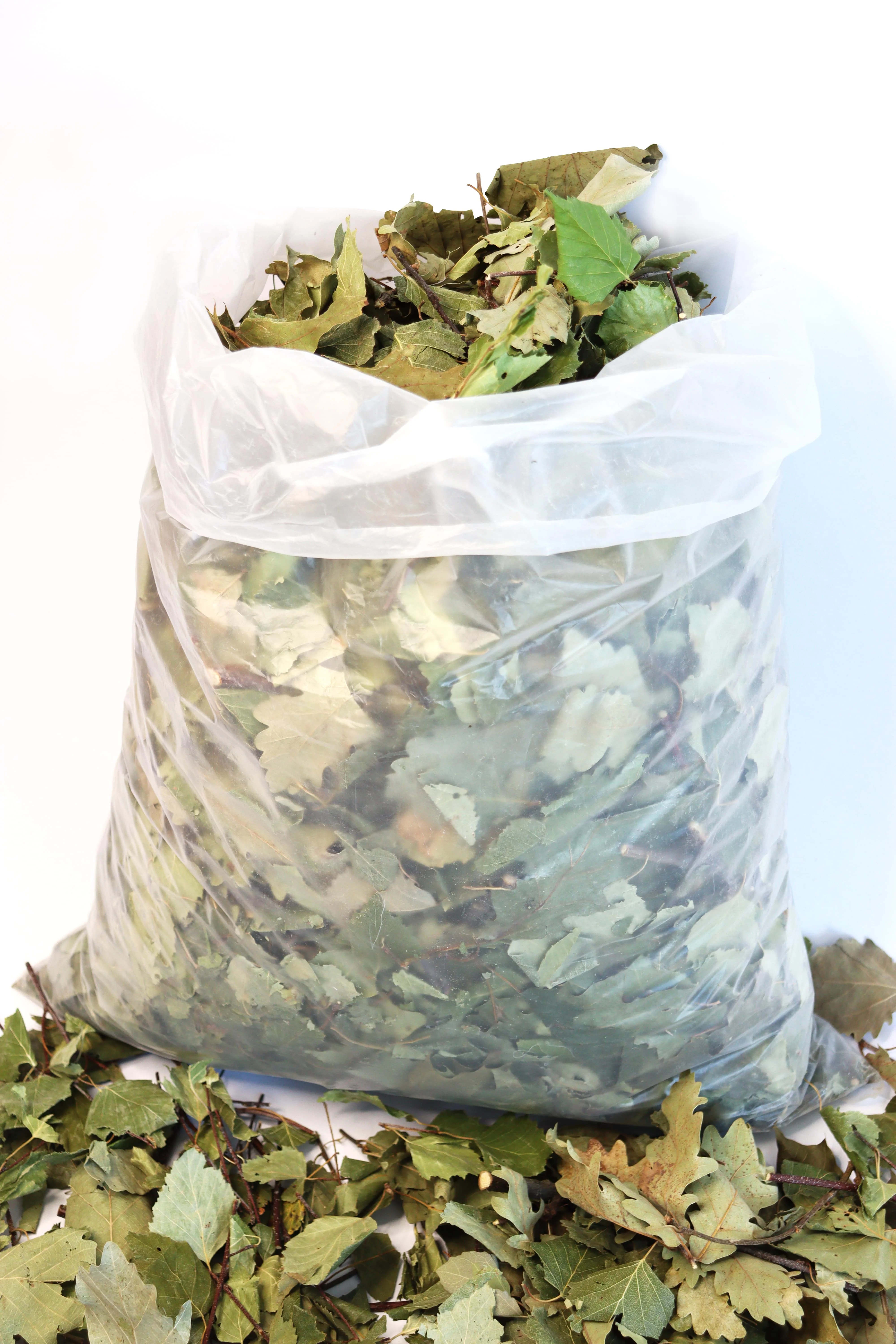 High Quality Organic Hand-Harvested Transparent Plastic Bag 500 gr Pet Food Pet Treat For Rodents Goats