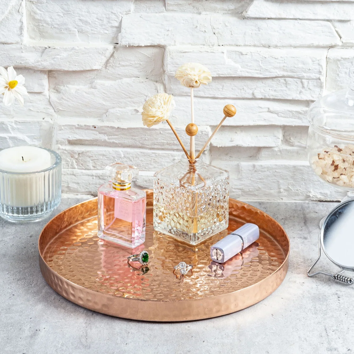 Copper Plated Handcrafted Textured Hammered Design Round Tray For Luxury Commercial Hotel & Restaurants Supplies Wholesale Price