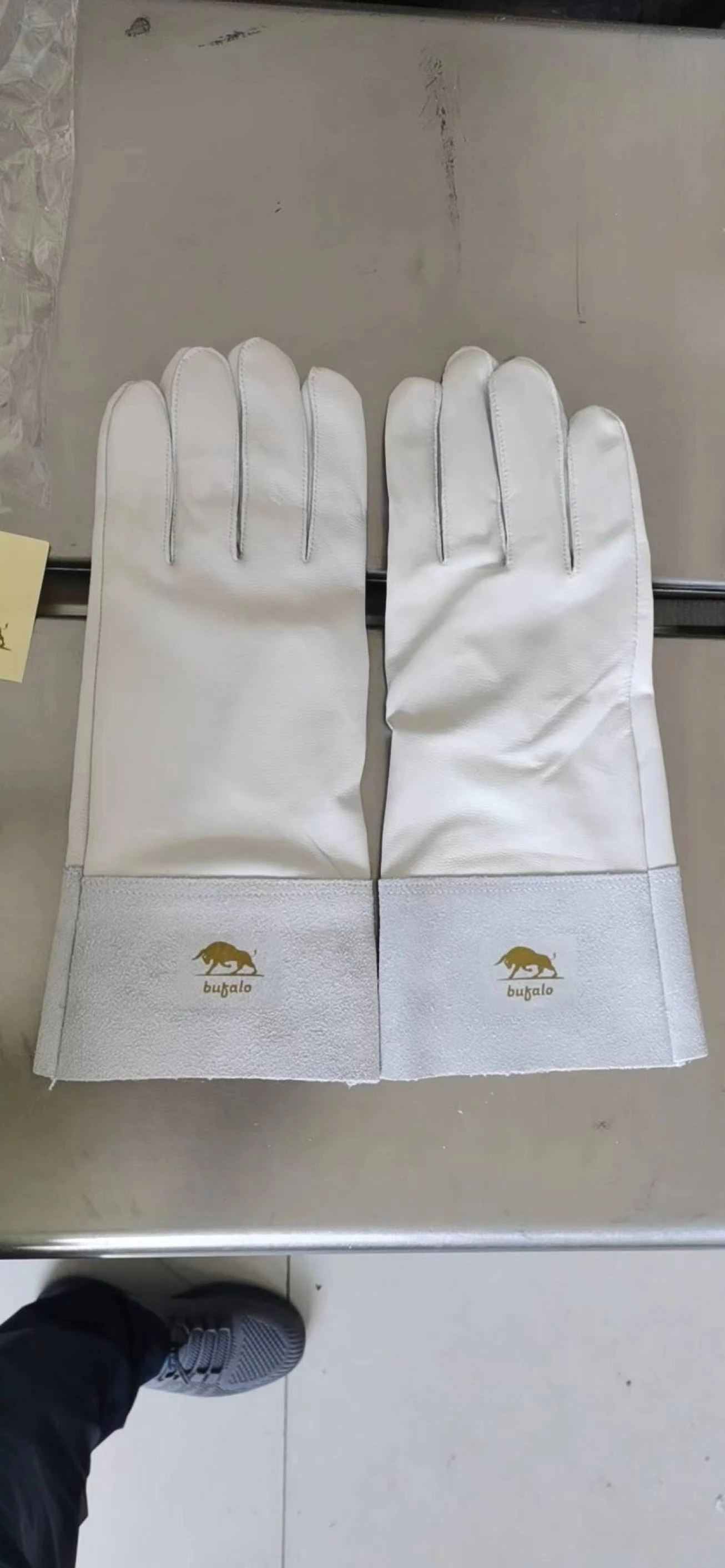 Hot Sell Heavy Duty Cow Split Double Palm Leather Work Extreme Heat Resistant BBQ Gloves