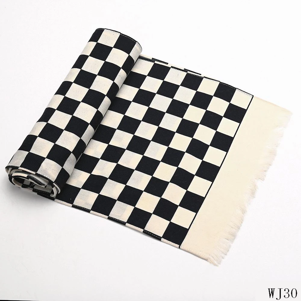 Yili Scarfs Scarves Cashmere Feel Plaid Winter Scarf Print with Tassel 100% Viscose Fashion Classic Jacquard Adult OEM 100pcs